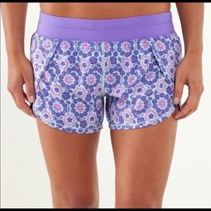 Poshmark shorts size 6